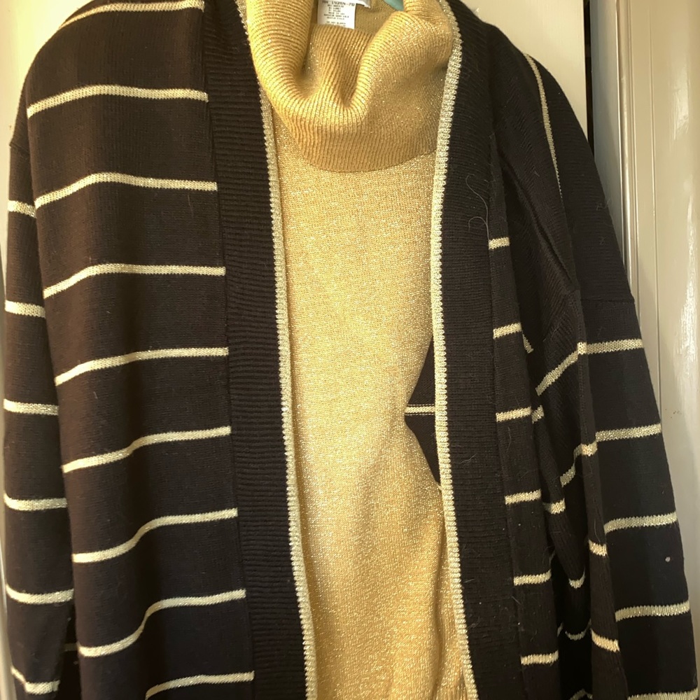 Fancy Christmas sweater!Gold with shimmer and matches the gold/ striped sweater